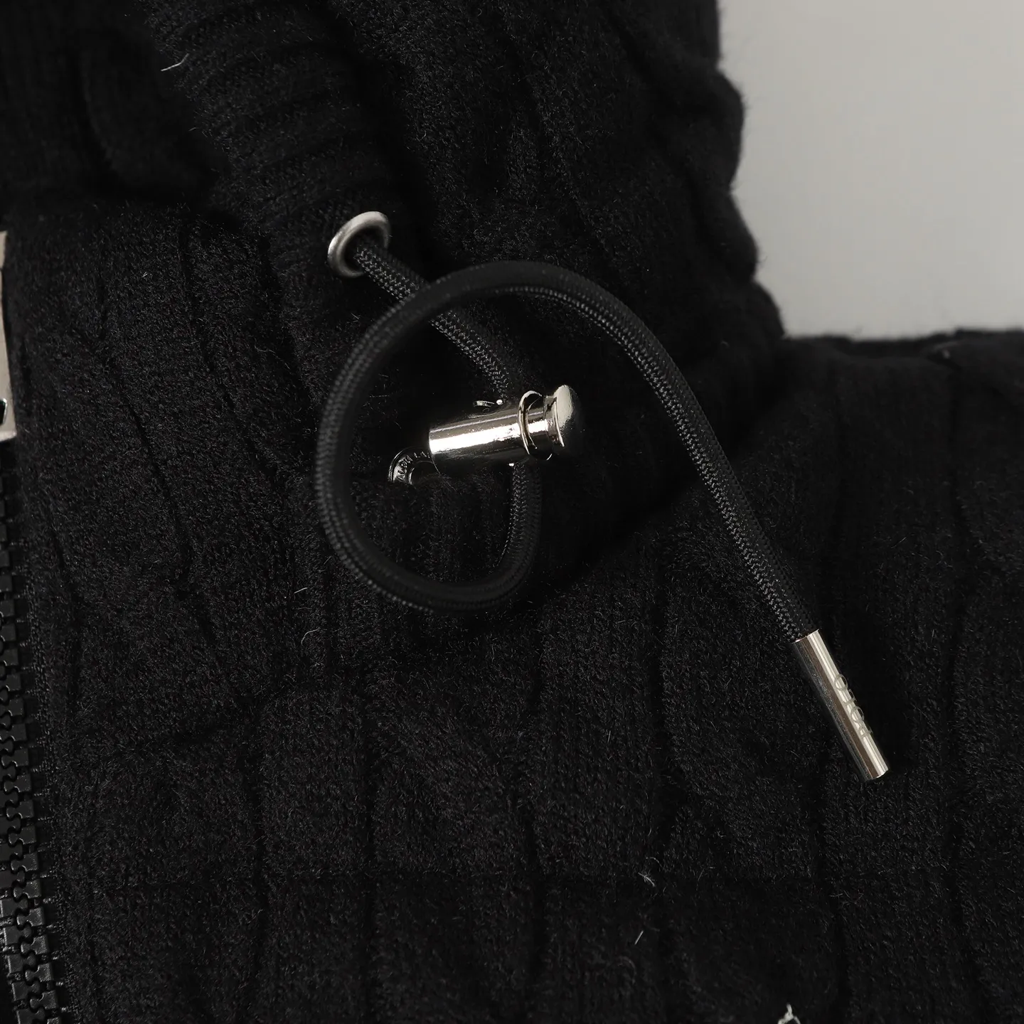 🅿️1100 【Women's】Ralph/Ralph Lauren 25ss new hooded down jacket brings warmth within reach. 🧵 Combining classic cable knitting with warm down, it’s a textured choice. Warm winter colors, the answer to classics and style. ❄️ Needless to say, the texture speaks for itself. Rah Lauren cable down jacket defines winter style. Color Black Khaki Size s m L xL